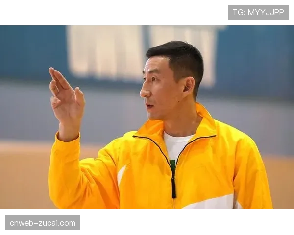 张云松担任解说 前国手视角分析比赛