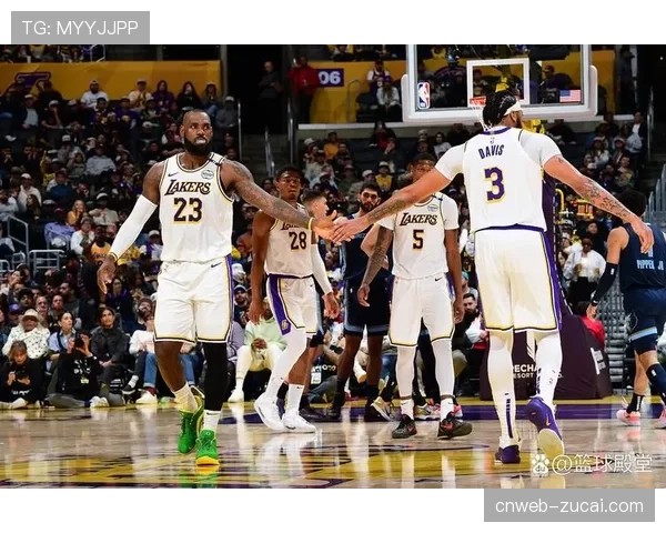 洛杉矶湖人凭借防守体系升级主场力克丹佛掘金